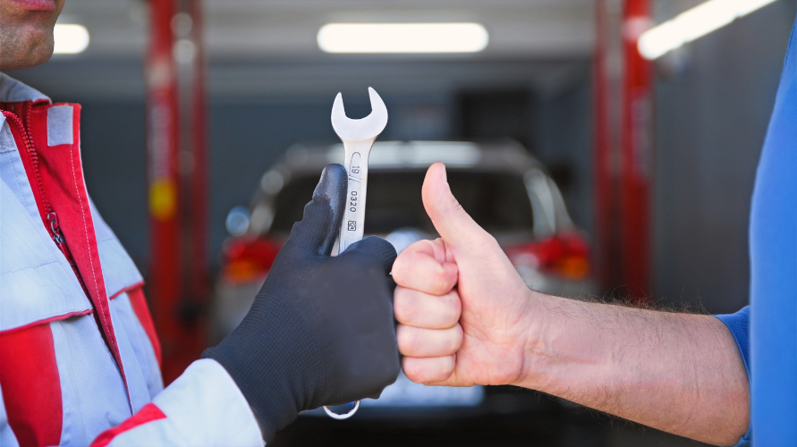 How Predictive Maintenance Improves Customer Retention for Auto Repair Shops